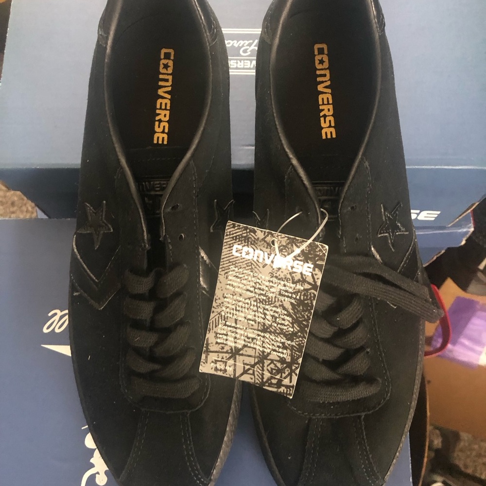 Converse Suede - Picture 2 of 4